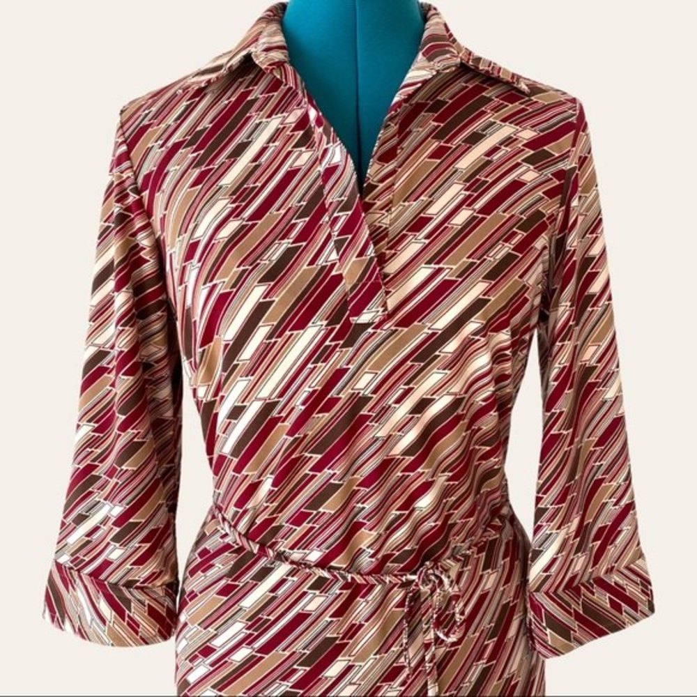 Mossimo Retro Print Shirt Dress size 6 Red Brown pattern 70s vibe